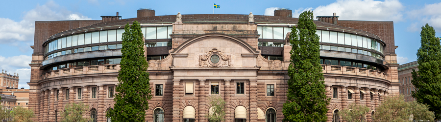 Foto på Sveriges riksdagshus.